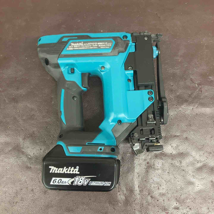 【中古品】 マキタ(makita) コードレスタッカー ST421DZ 【東大和店】