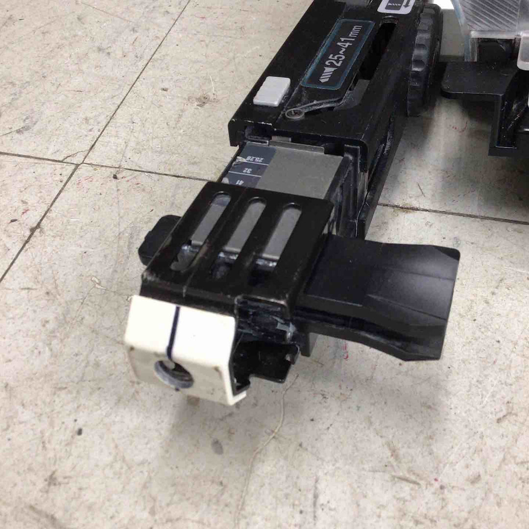 【中古品】 マキタ/makita コードレスオートパックスクリュードライバー FR451DZ 【鴻巣店】