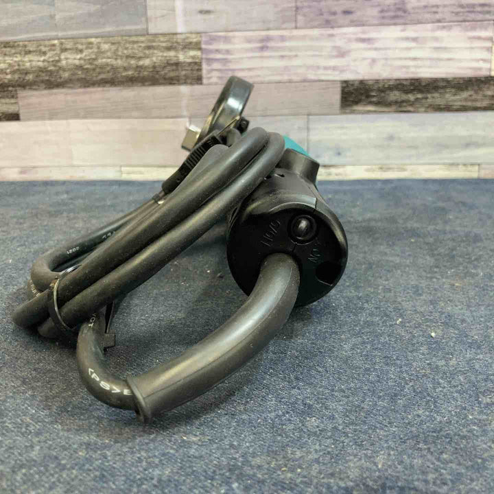 マキタ:100ミリディスクグラインダ 9533BL【八潮店】