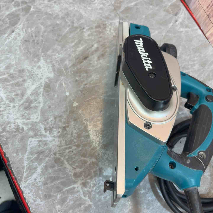 ☆マキタ(makita) 電気カンナ KP0800A【八潮店】