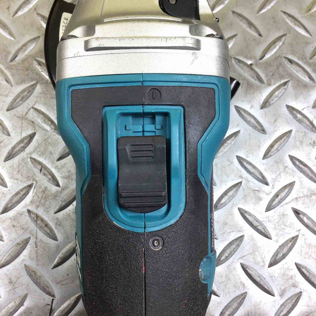 マキタ(makita) 100mmコードレスディスクグラインダ GA404DZN (GA404DN)【川崎店】