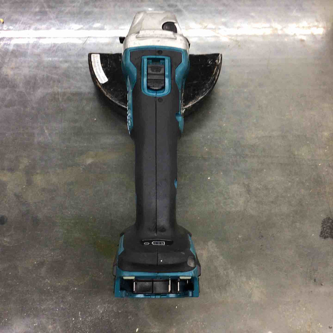 ☆マキタ(makita) 125mmコードレスディスクグラインダ GA504DZN (GA504DN)【戸田店】