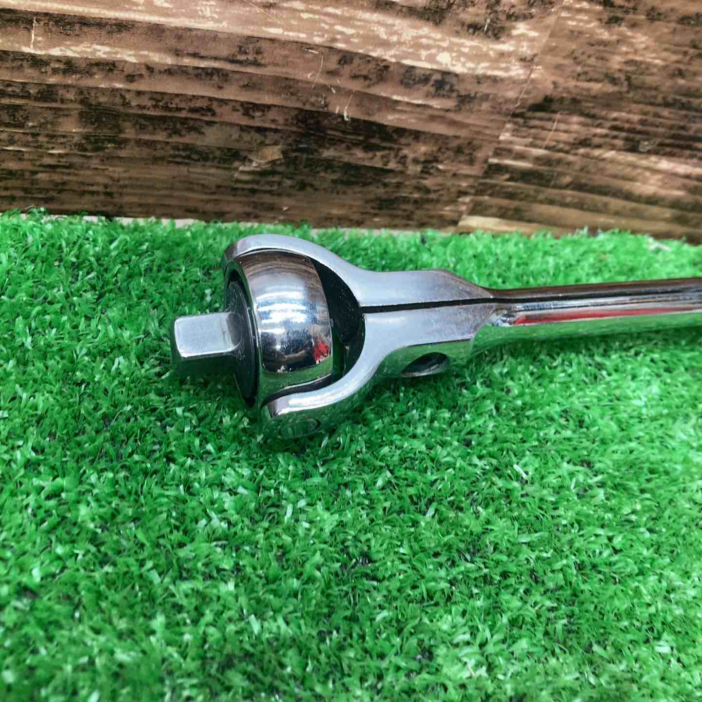 △スナップオン(Snap-on)3/8ラウンドスイベルラチェットハンドルFH747