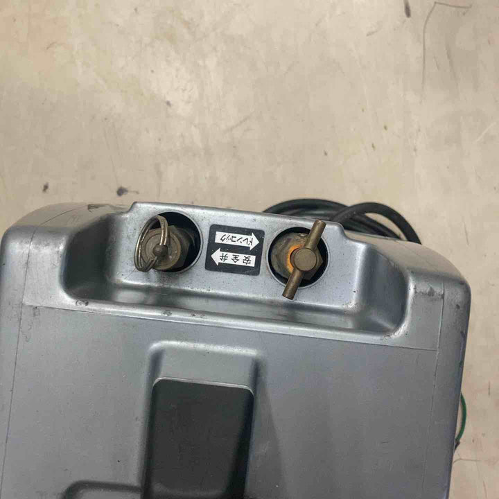 マックス エアコンプレッサ AK-602P【町田店】