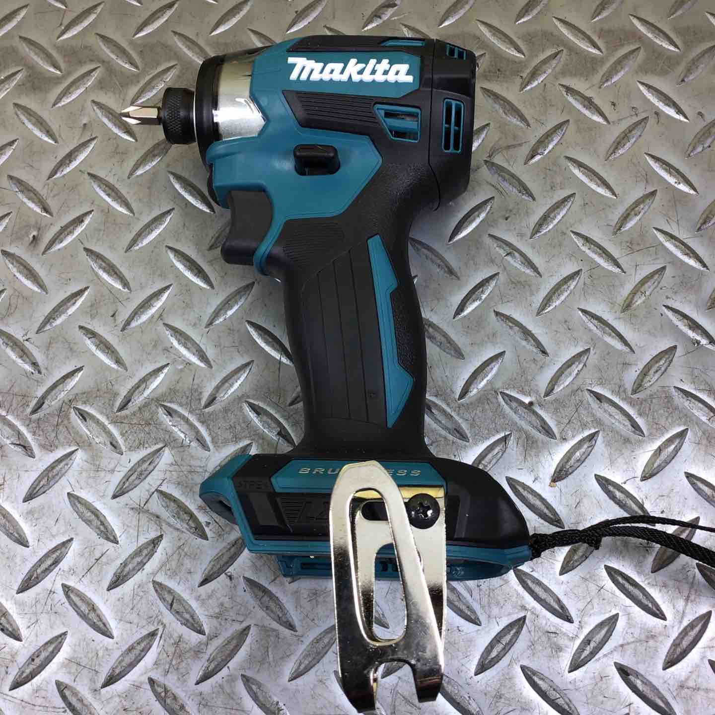 ☆マキタ(makita) コードレスインパクトドライバー TD173DRGX【川崎店