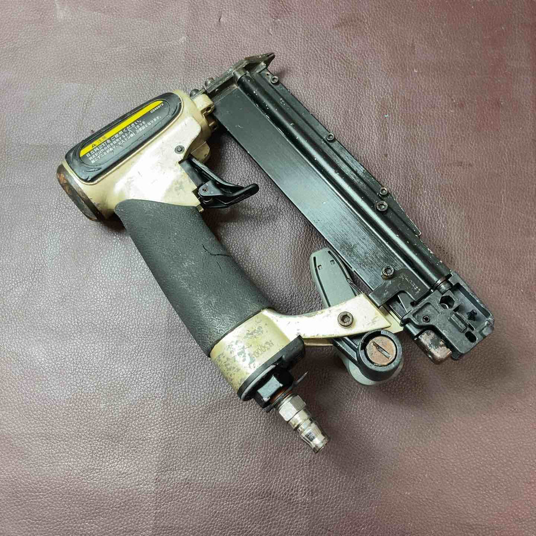 【中古品】 ハイコーキ(HIKOKI ※旧:日立工機) 常圧ピンネイラ NP35A 釘打ち機 エア工具 【東大和店】