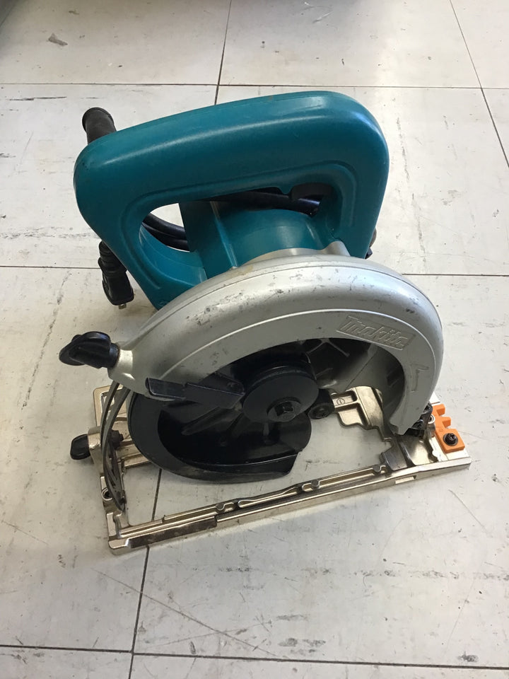 【中古品】 マキタ/makita 165mmマルノコ・5631BA 【鴻巣店】