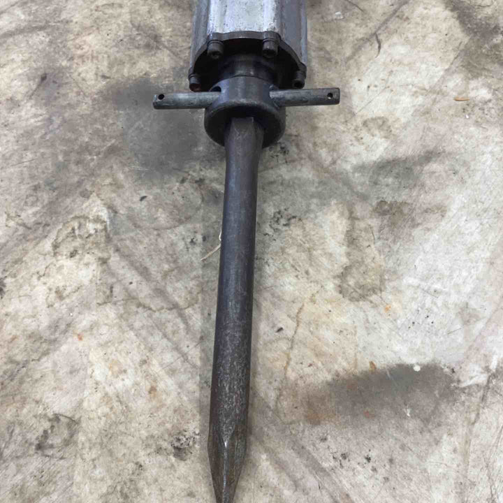◇マキタ(makita)  電動ハンマ HM1301【越谷店】