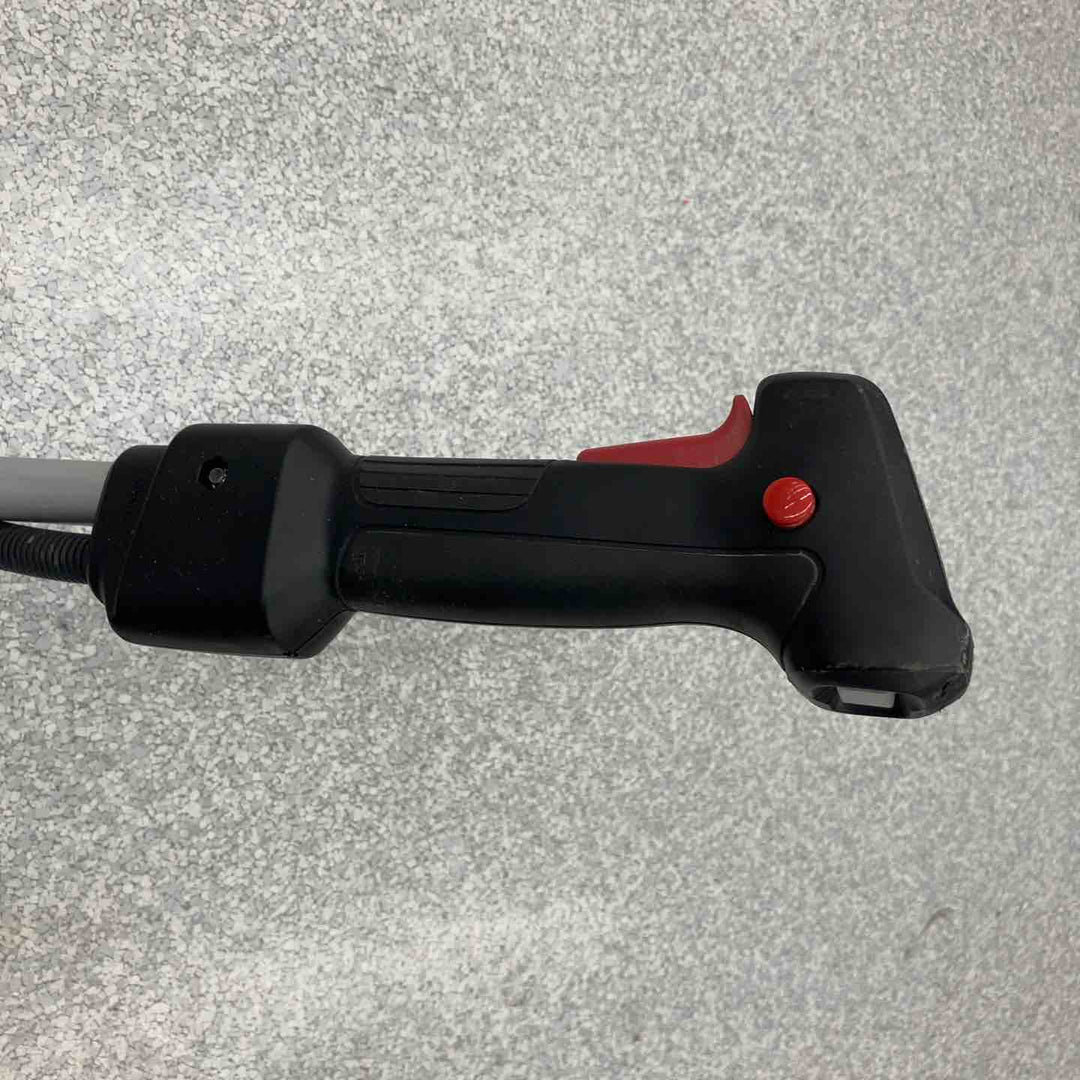【店頭受取り限定】◇マキタ(makita) コードレス刈払機 MUR142UDZ【八潮店】