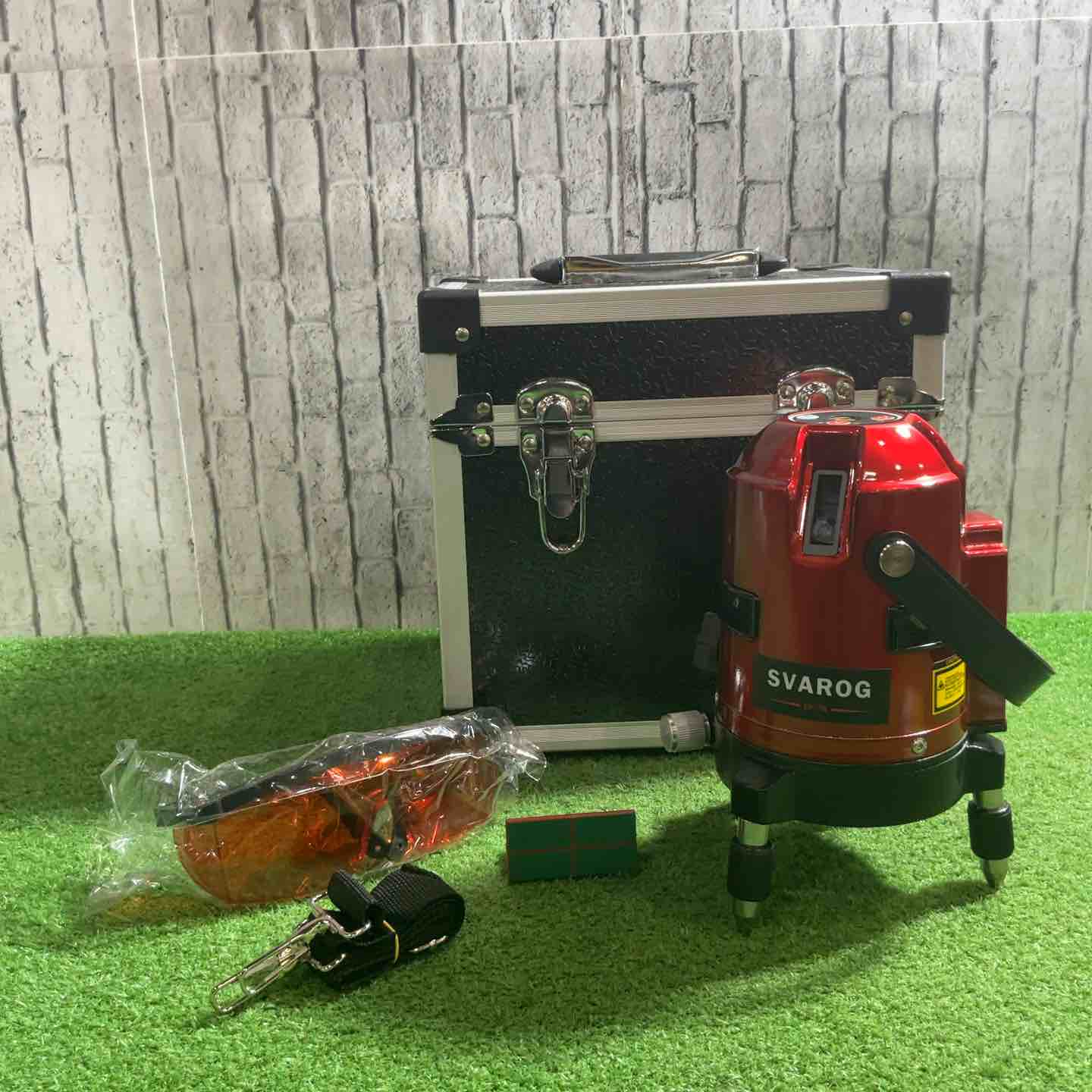 【現状品】SVAROG 7ライン レーザー墨出し器 EP-7R 保証なし【川口店】 現状品】SVAROG 7ライン レーザー墨出し器 EP-7R 保証なし【川口店