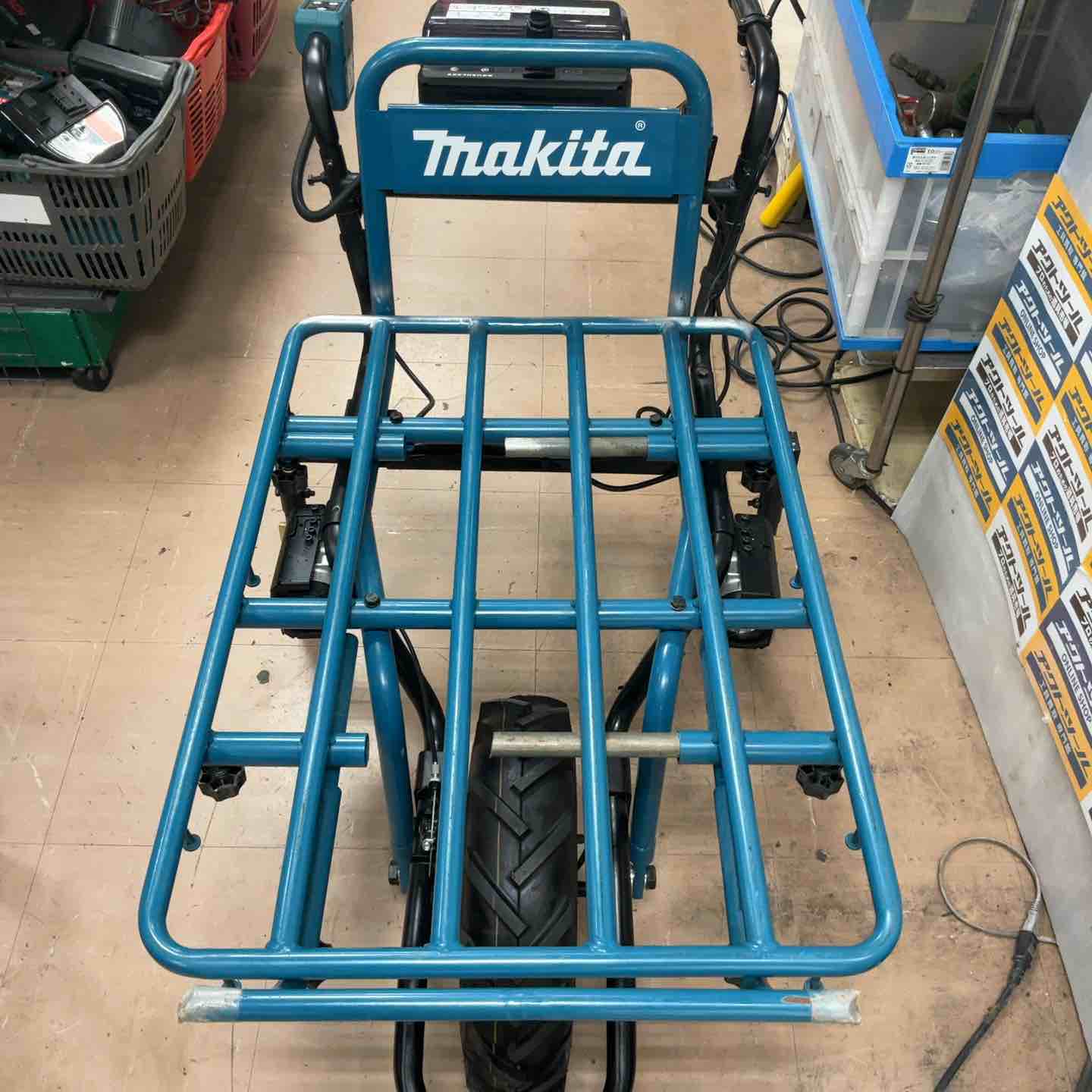 【中古】【動作OK】【店頭引取限定】MAKITA 運搬車 中古農機具 －【直接引取限】CU180D マキタ 充電式運搬車 運搬車 始動