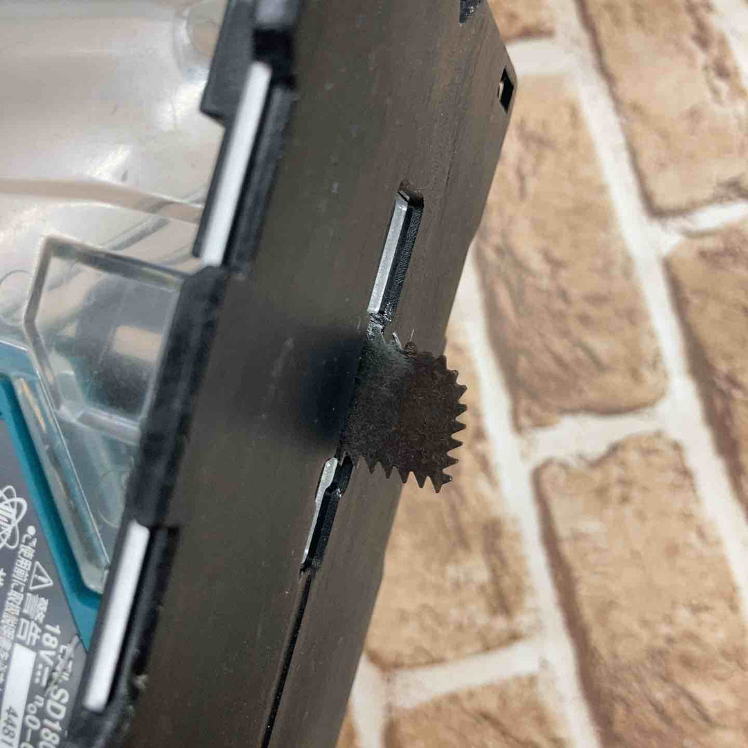 ★マキタ(makita) コードレスボードカッタ SD180DZ【所沢店】