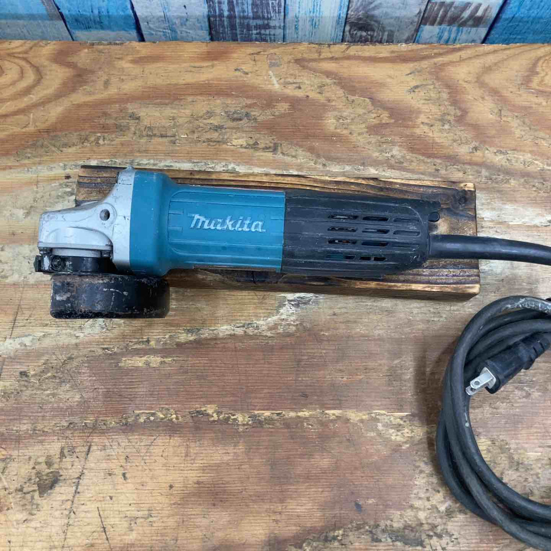 ☆マキタ(makita) 100mmディスクグラインダ GA4033【柏店】