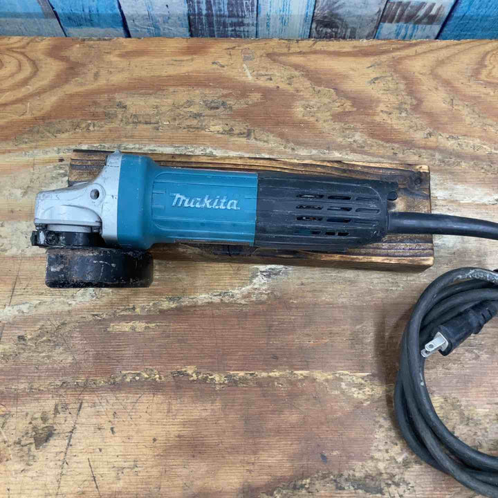 ☆マキタ(makita) 100mmディスクグラインダ GA4033【柏店】
