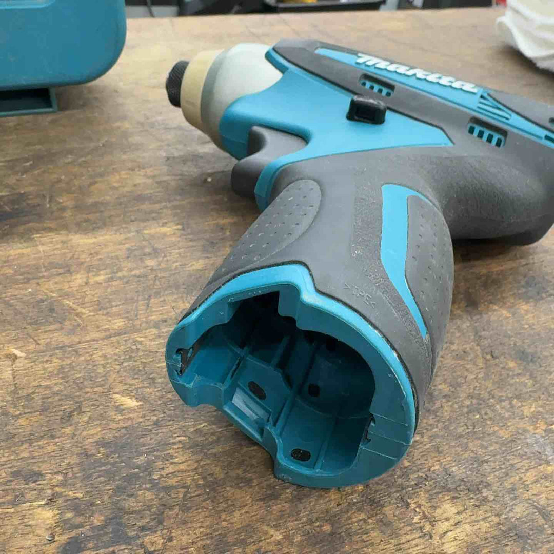 ☆マキタ(makita) コードレスインパクトドライバー TD090DWX【八潮店】
