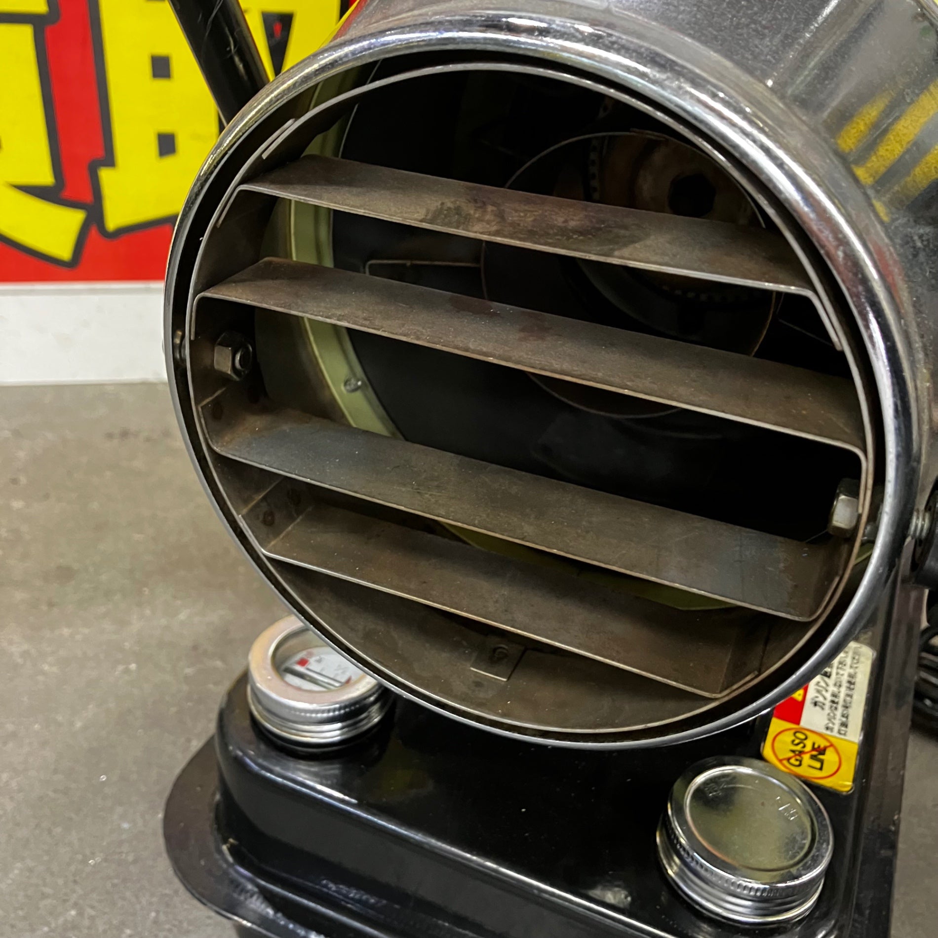 店頭受取り限定】〇ナカトミ スポットヒーター 軽量12.8kg 10時間燃焼