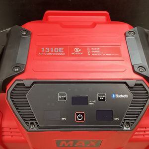 【未使用店頭展示品】 マックス(MAX) エアコンプレッサー AK-HH1310E_レッド 【東大和店】