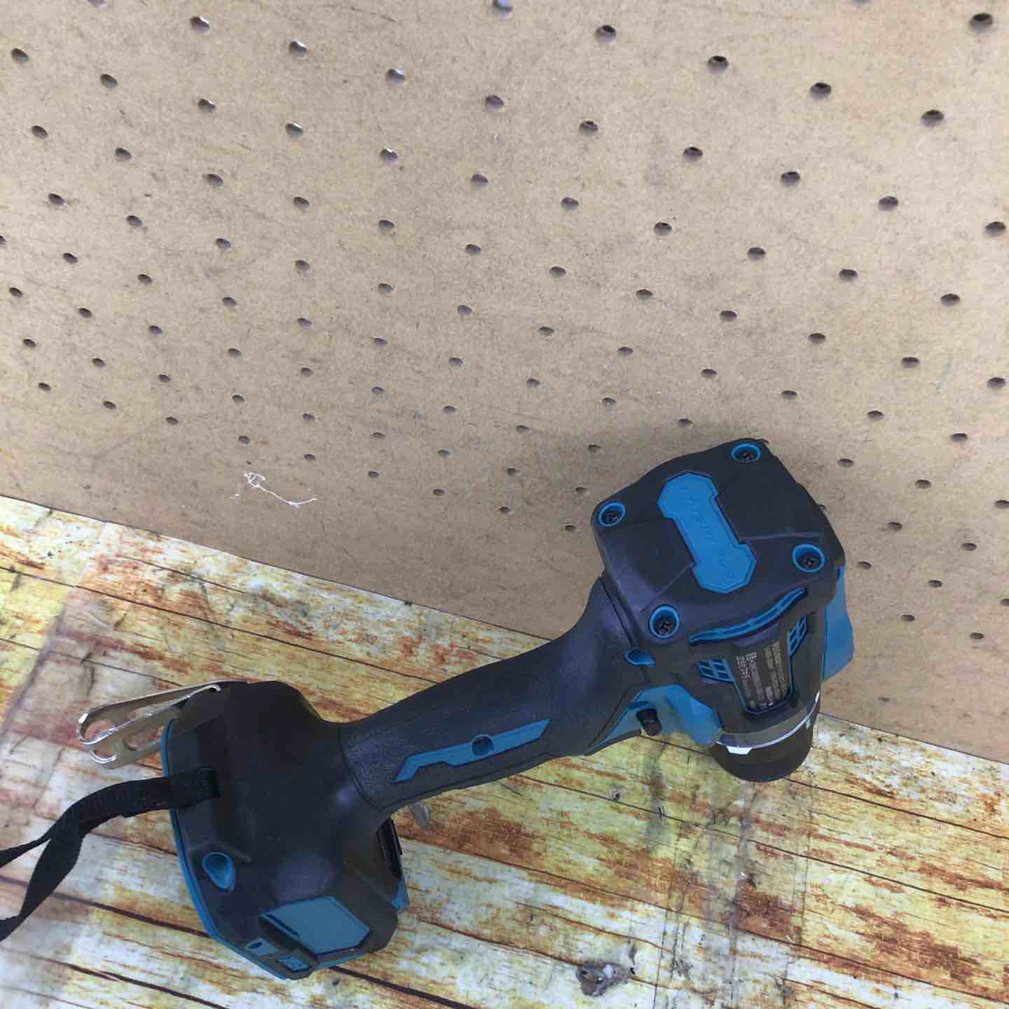 ☆マキタ(makita) コードレス振動ドリルドライバー HP001GRDX【川崎店
