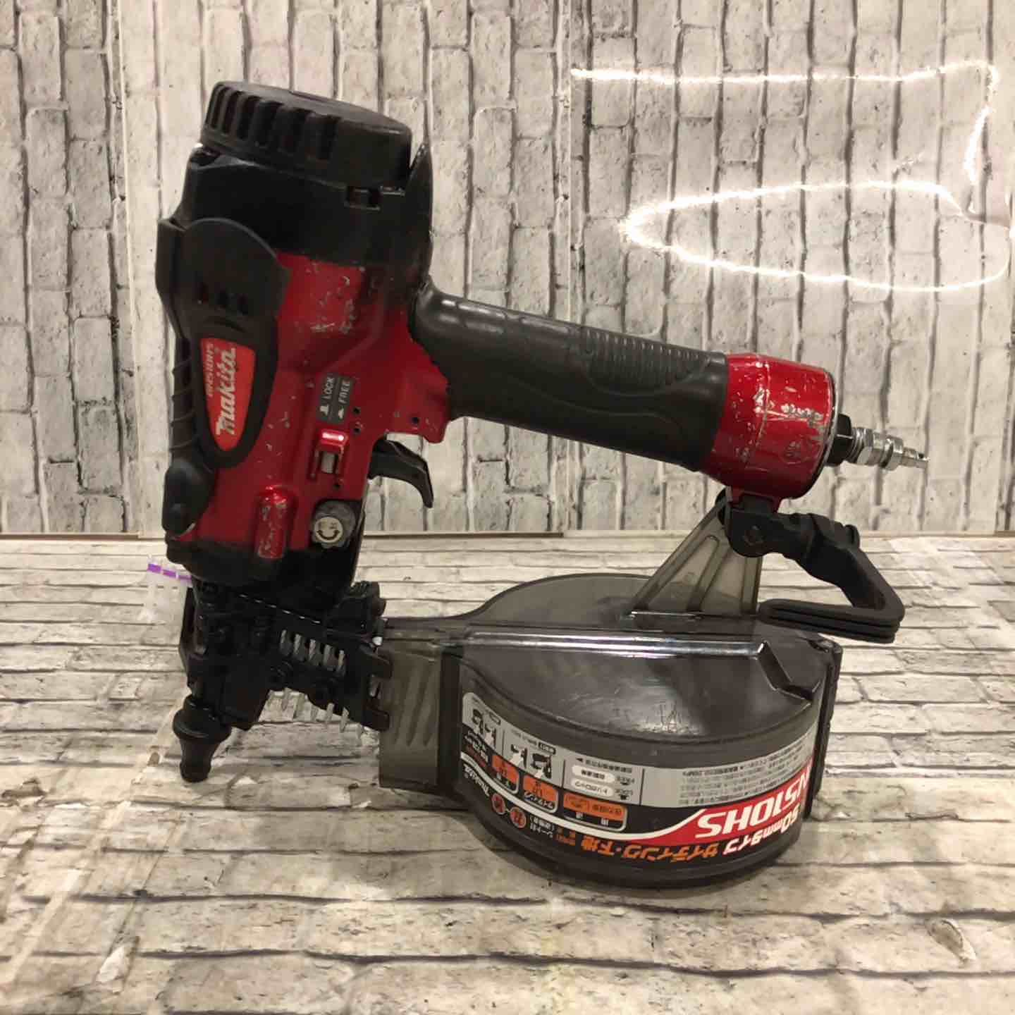 ゴールド】マキタ 50mm サイディング用 高圧エア釘打 AN510HS 新品