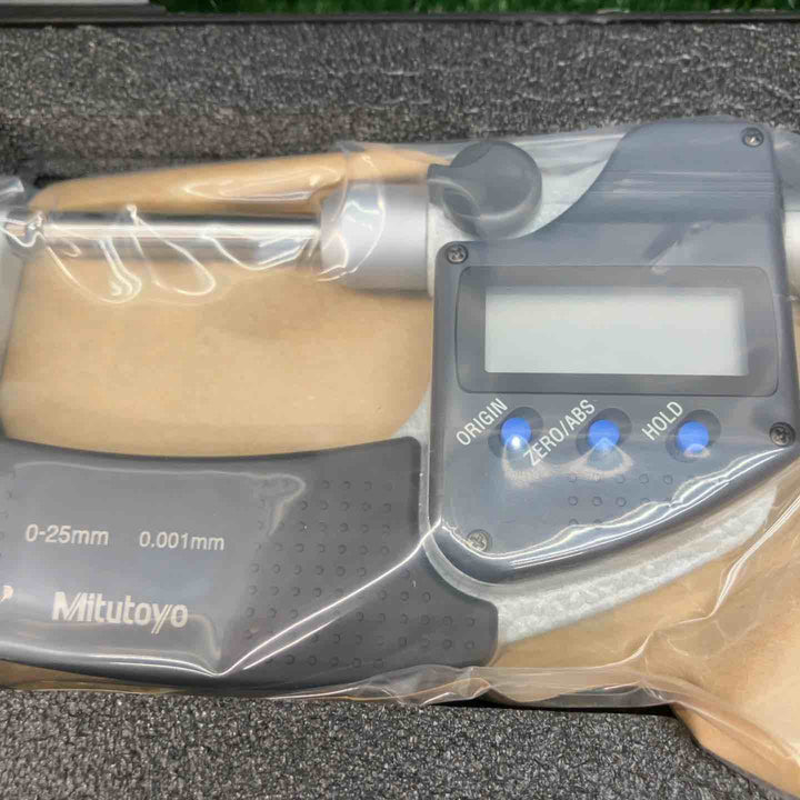 ◇ミツトヨ(mitutoyo) デジマチック直進式外側マイクロメータ OMV-25MX 406-250-30【川越店】