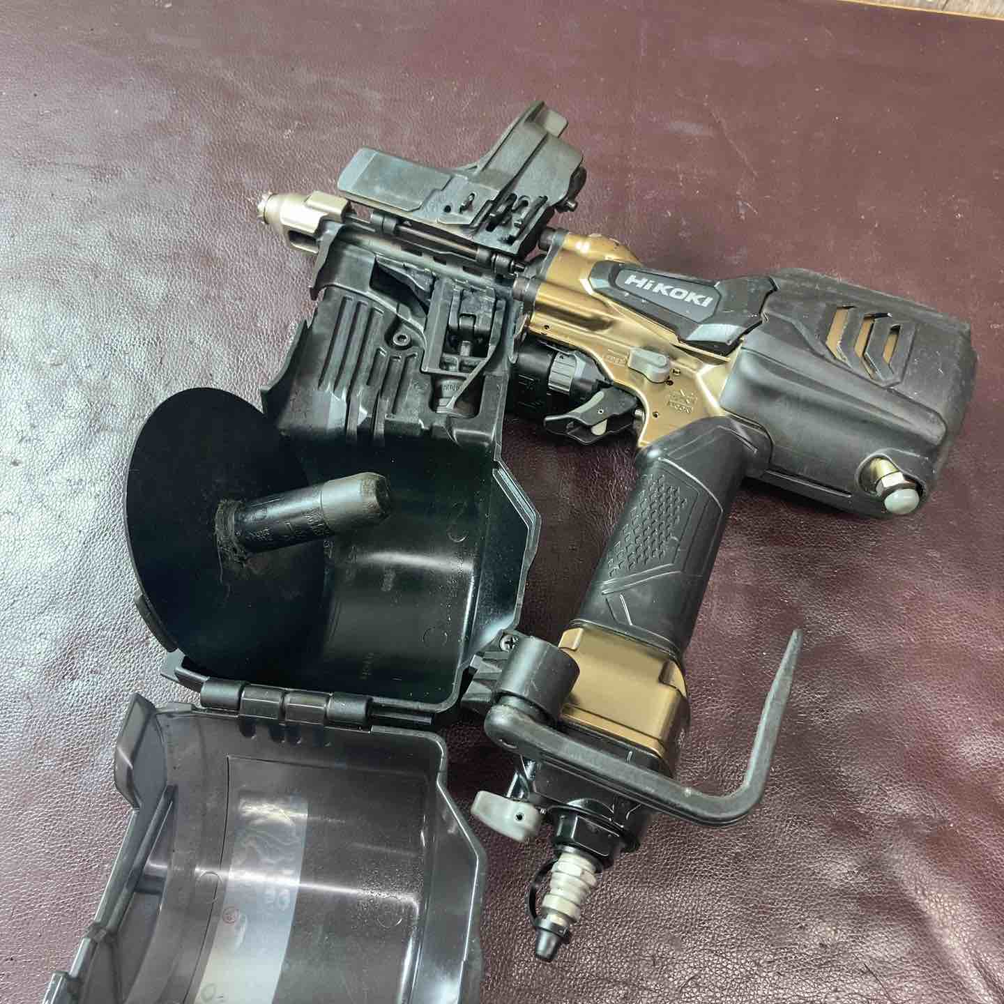 中古品】ハイコーキ(HIKOKI ※旧:日立工機) 高圧エア釘打ち機 NV90HR2(S