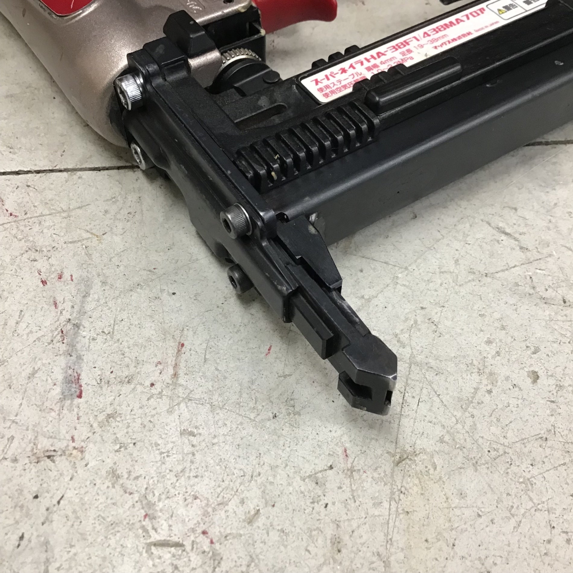 中古品】 マックス/MAX 高圧フロアタッカ HA-38F1/438MAフロア 4MA