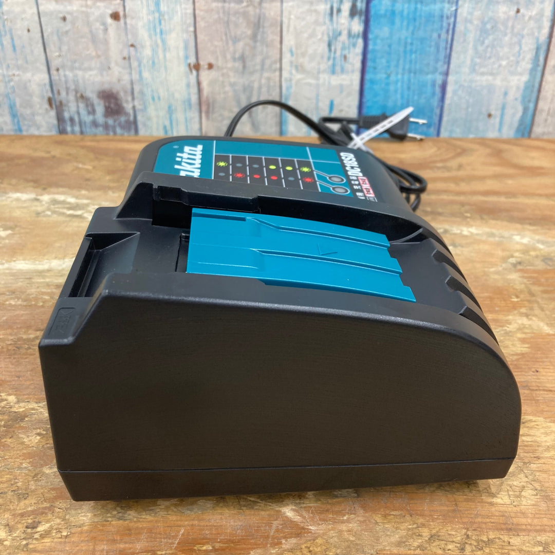 〇マキタ(makita) 充電器DC18SD 直流7.2-18V DC18SD 店頭展示品【柏店】