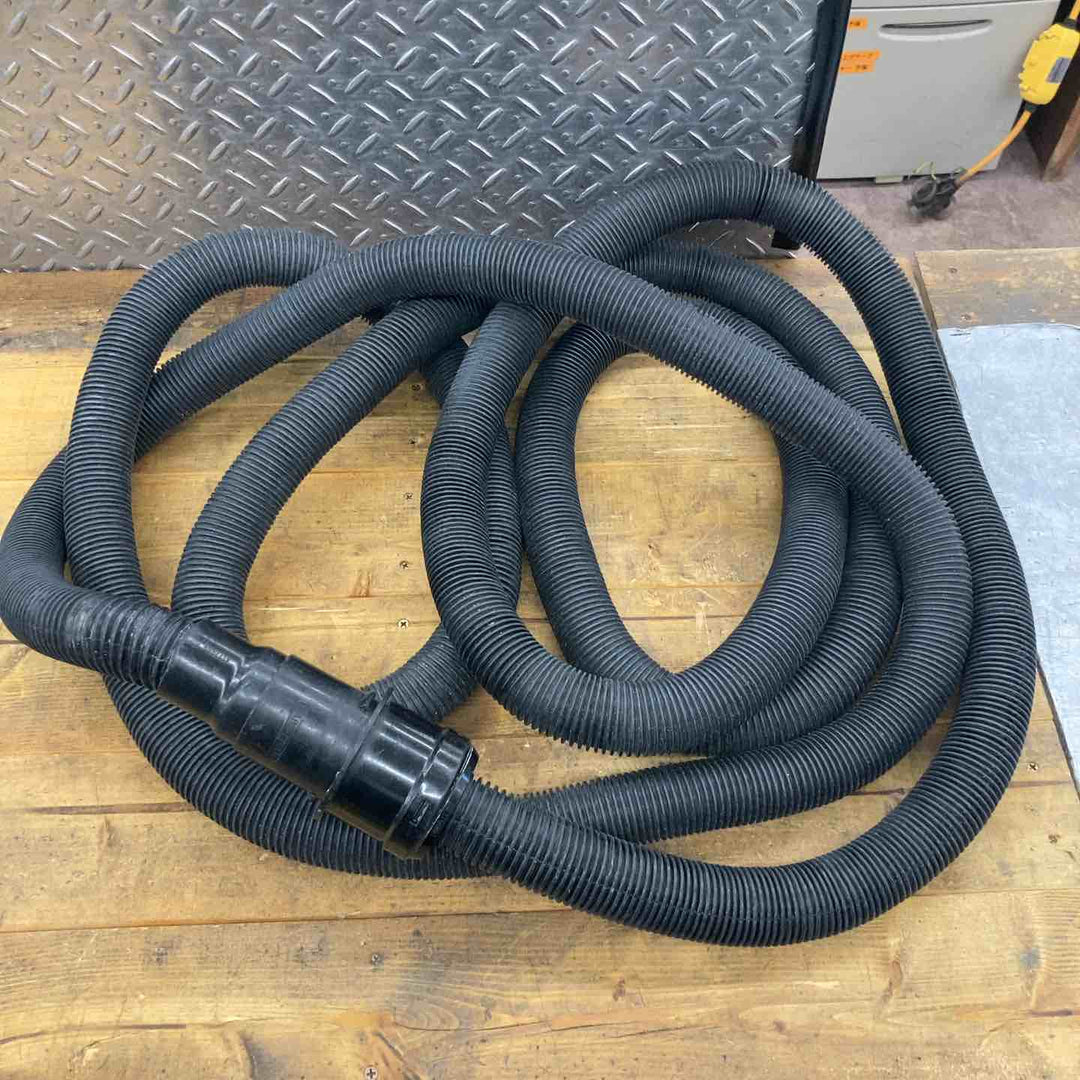 ★マキタ(makita) コードレス防じんマルノコ KS001GZ【所沢店】