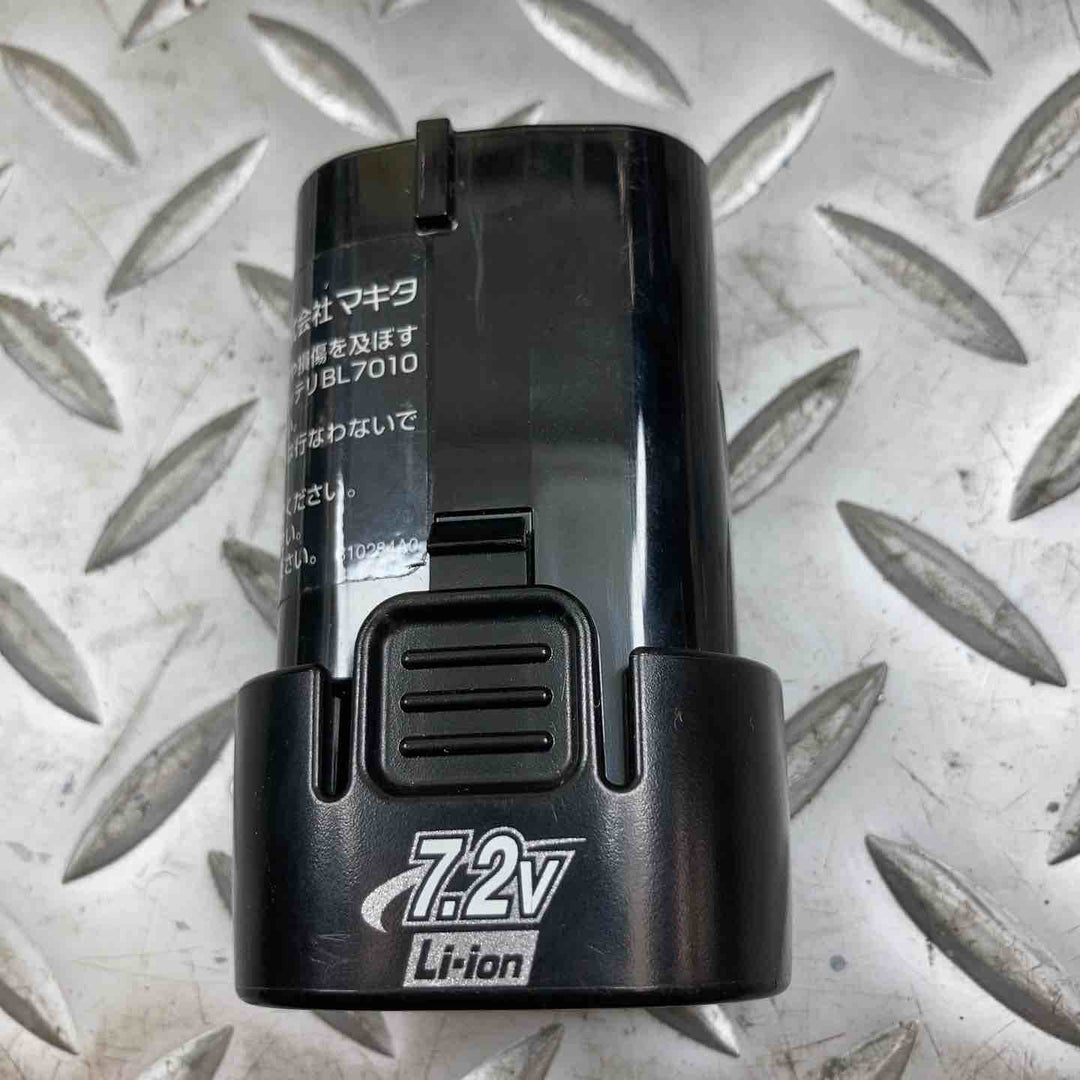 マキタ(makita) コードレスペンドライバドリル DF010DS【川崎店】