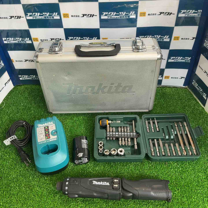 ◇マキタ(makita) コードレスペンドライバドリル DF010DSB【草加店】