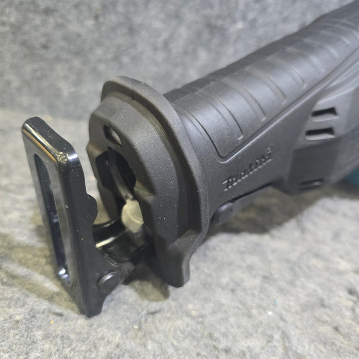【超美品・40V 2.5Ahバッテリ付き！(※充電回数2回)】マキタ(makita) コードレスレシプロソー JR002GZ【桶川店】