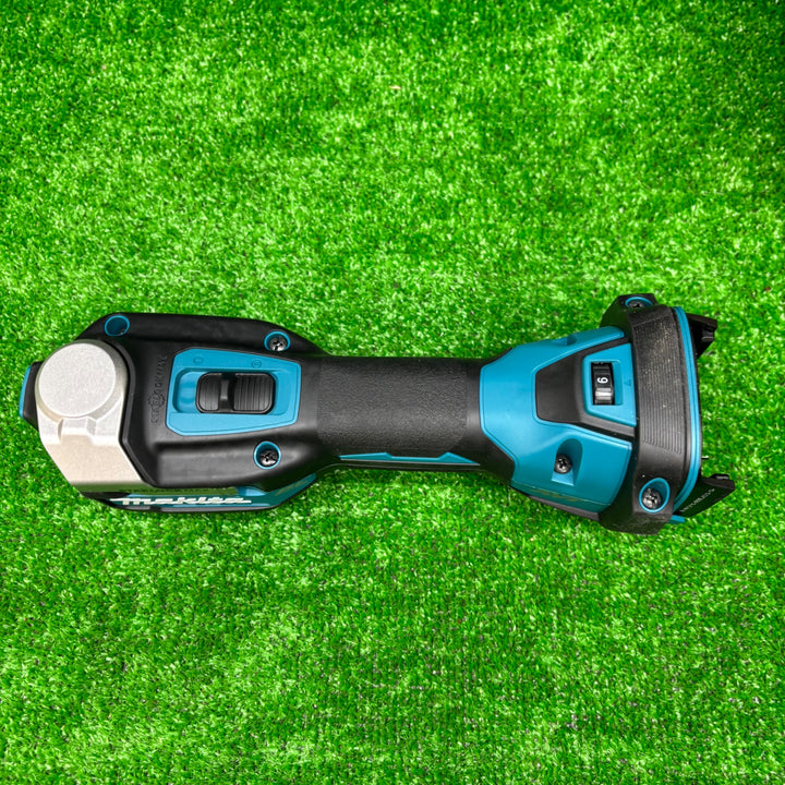 【未使用品】マキタ(makita) コードレスマルチツール TM52DZ【電材館越谷店】