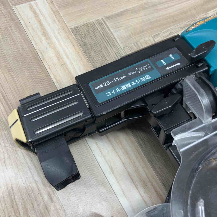 ☆マキタ(makita) オートパックスクリュードライバー 6841R【八潮店】