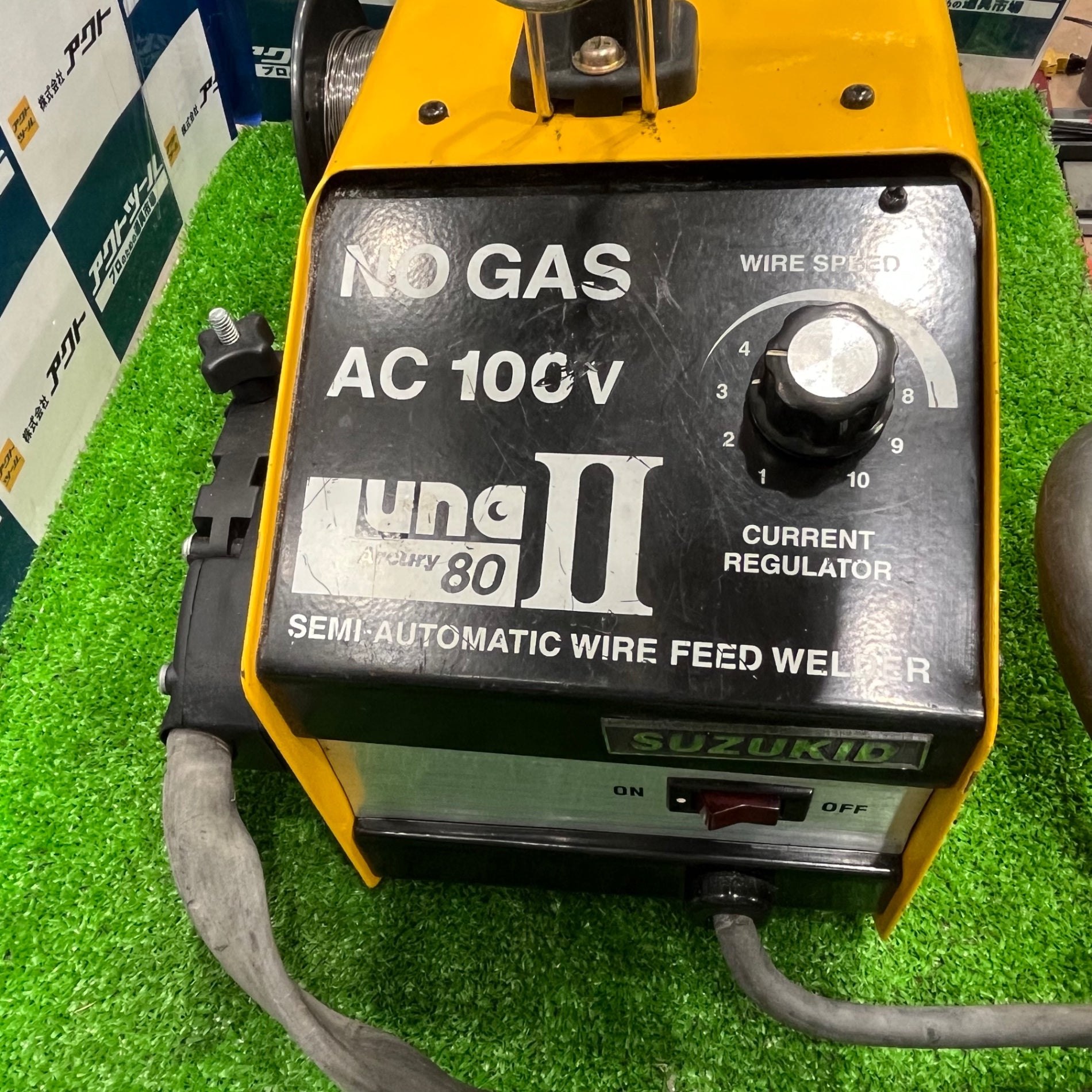SUZUKID 半自動アーク溶接機 Arcury80LUNAⅡ　使用頻度少ない SUZUKID(スズキッド) 半自動アーク溶接機 Arcury80LUNAⅡ アーキュリー