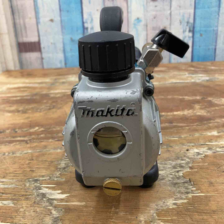 ★マキタ(makita) コードレス真空ポンプ VP180DZ【柏店】