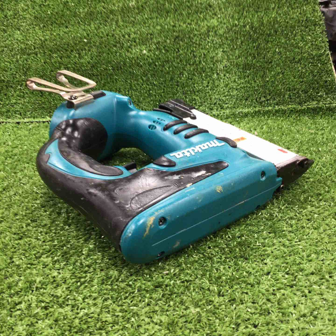 ◇マキタ(makita) コードレスピンネイラ PT350DZK【川崎店】