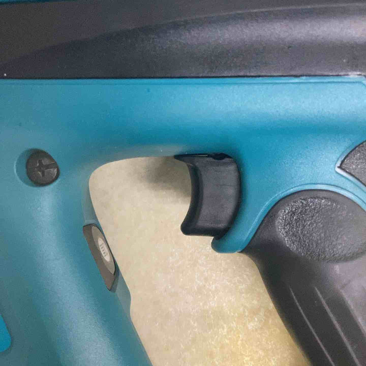 ★マキタ(makita) コードレスコンクリート用ガスピン打ち機 GN420C【町田店】