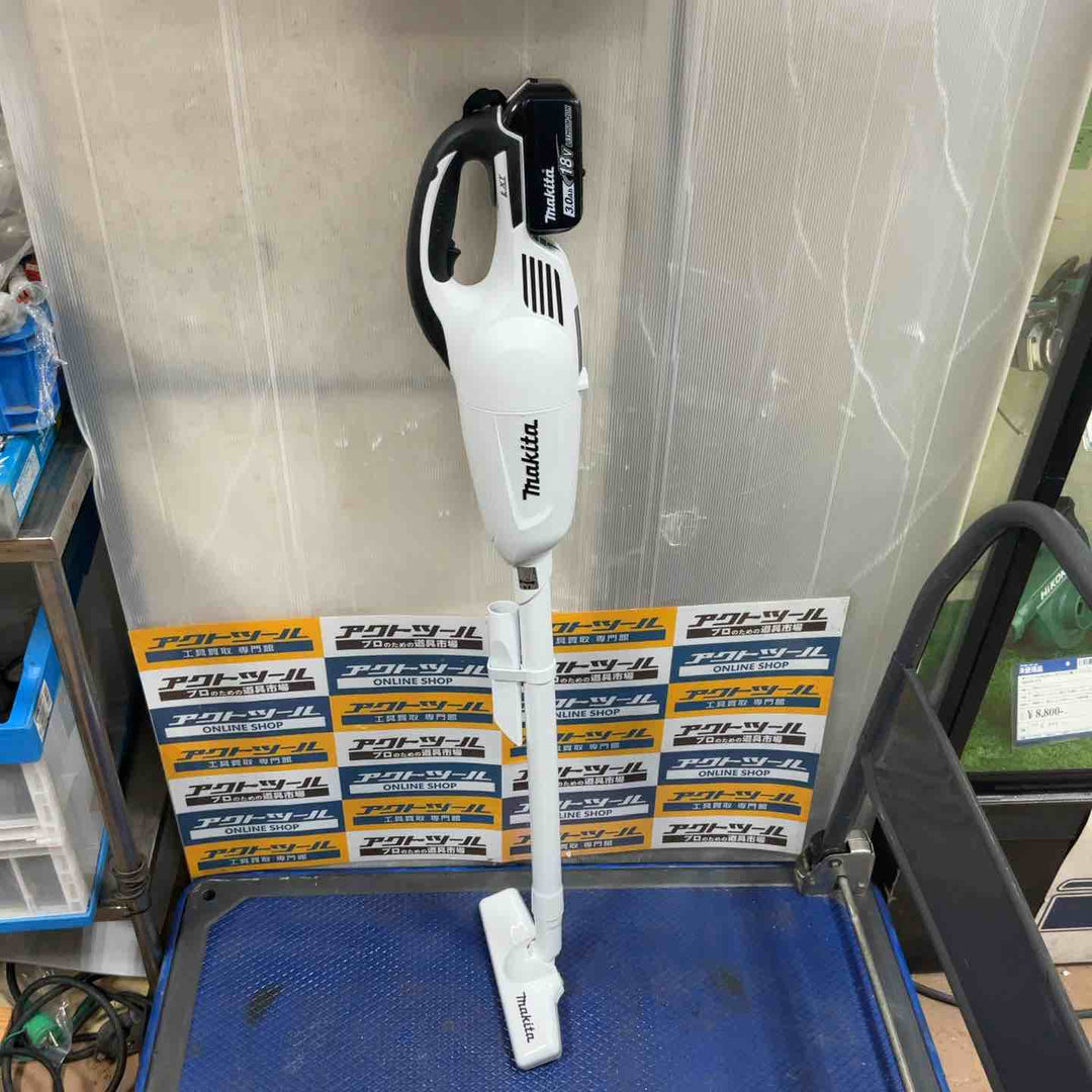 ◇マキタ(makita) コードレスクリーナー CL180FDRFW【草加店】