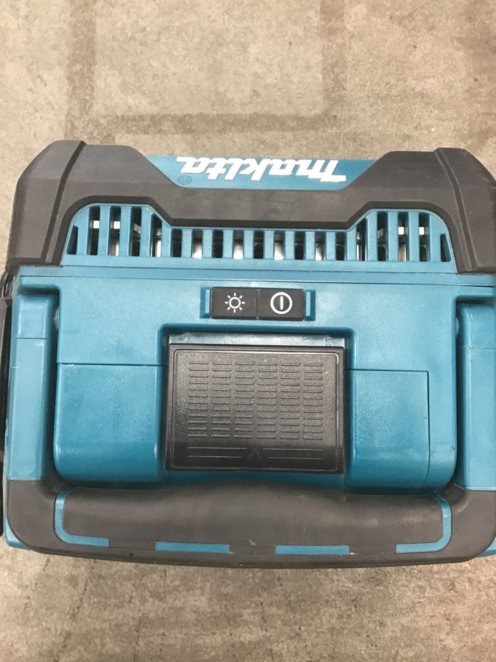 ★マキタ(makita) コードレススタンドライト ML809【川崎店】
