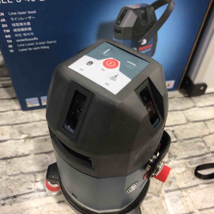 ◇ボッシュ(BOSCH) 電子整準方式 ・レーザー墨出し器 GLL8-40ELR【川口店】