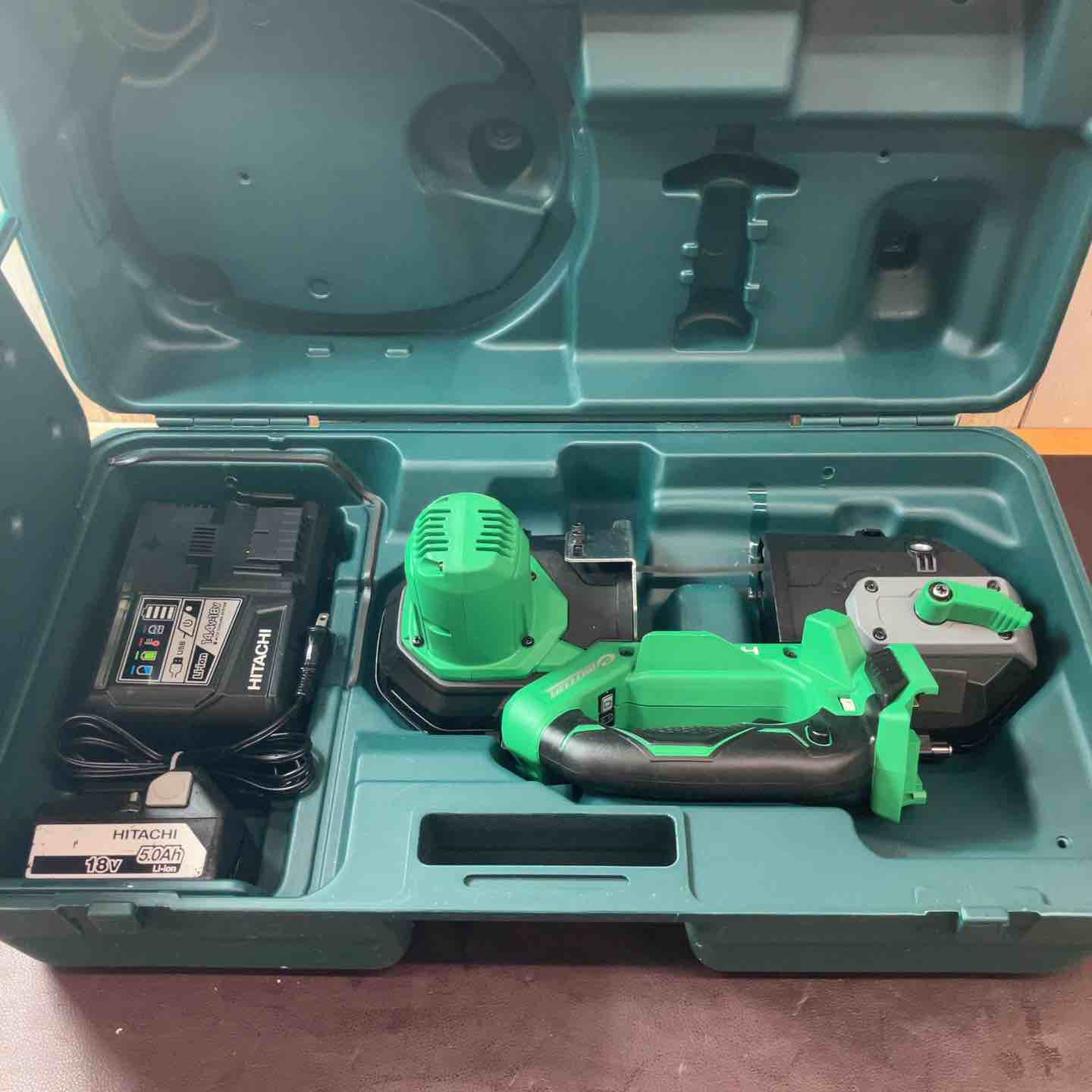 【中古】ハイコーキ HiKOKI 日立工機 CB18DBL(S) 83mmコードレスロータリバンドソー 本体のみ【ハンズクラフト佐賀】 コードレスロータリバンドソー：CB18DBL(S)