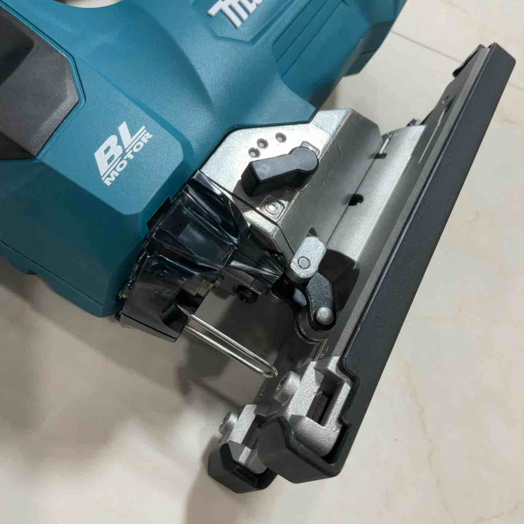 ★マキタ(makita) コードレスジグソー JV002GRDX【川口店】