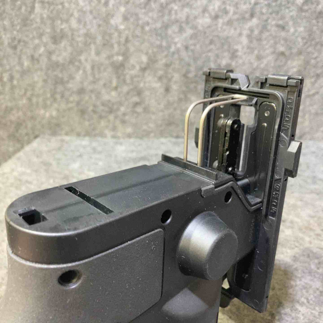 パナソニック(Panasonic) コードレス角穴カッター 本体のみ EZ45A3X-B  ボードカッタ【桶川店】