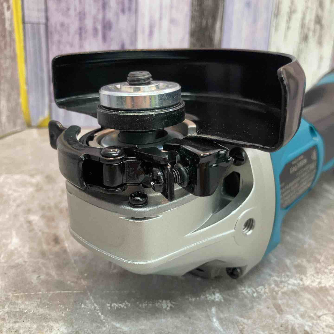 ★マキタ(makita) 100mmコードレスディスクグラインダ GA412DZ【八潮店】