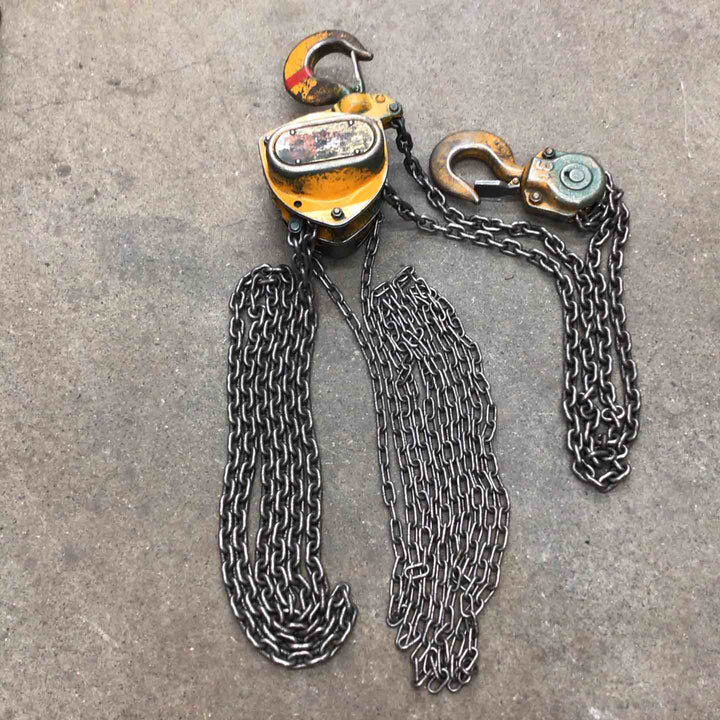 【中古品】◇キトー(KITO) チェーンブロック M3形 3t CB030【八潮店】