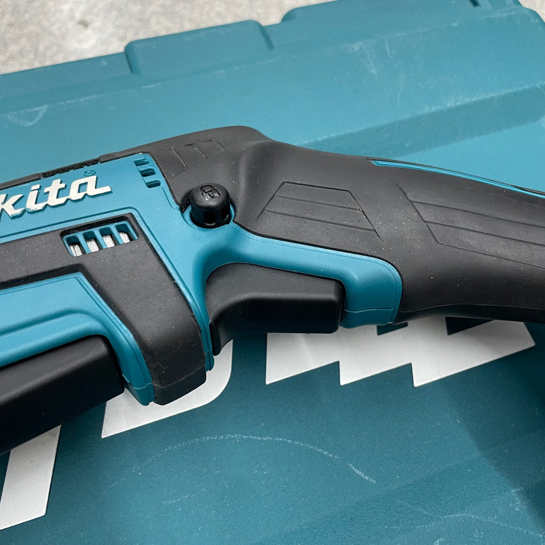 ★マキタ(makita) コードレスレシプロソー JR144DZ【八潮店】