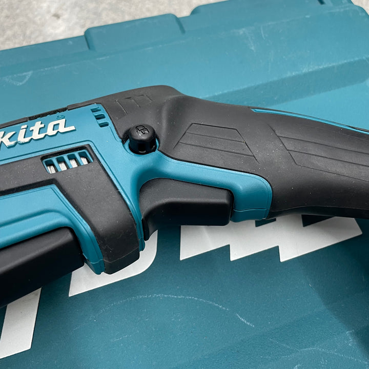 ★マキタ(makita) コードレスレシプロソー JR144DZ【八潮店】