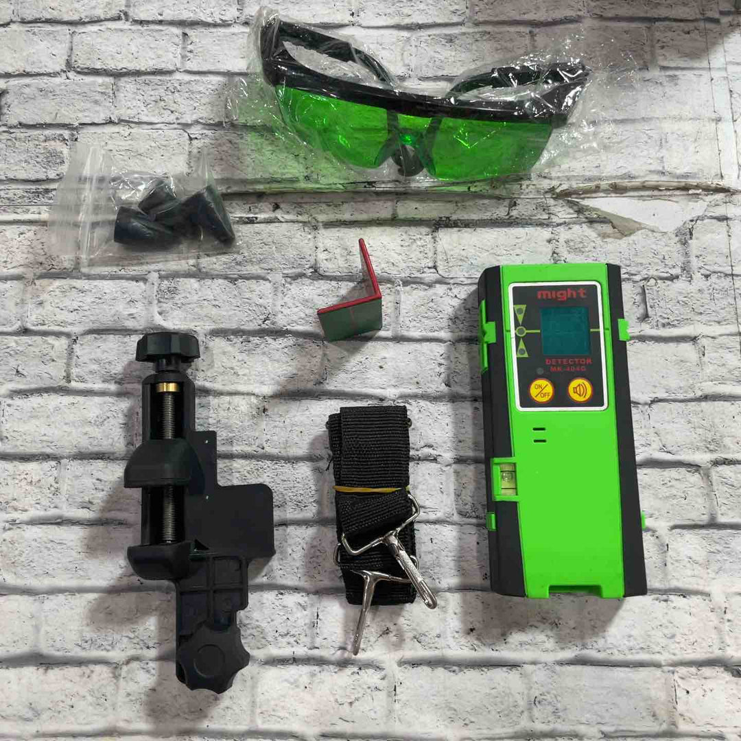 ◇マイト工業 グリーンレーザー墨出し器 MLA-11FGP【川口店】