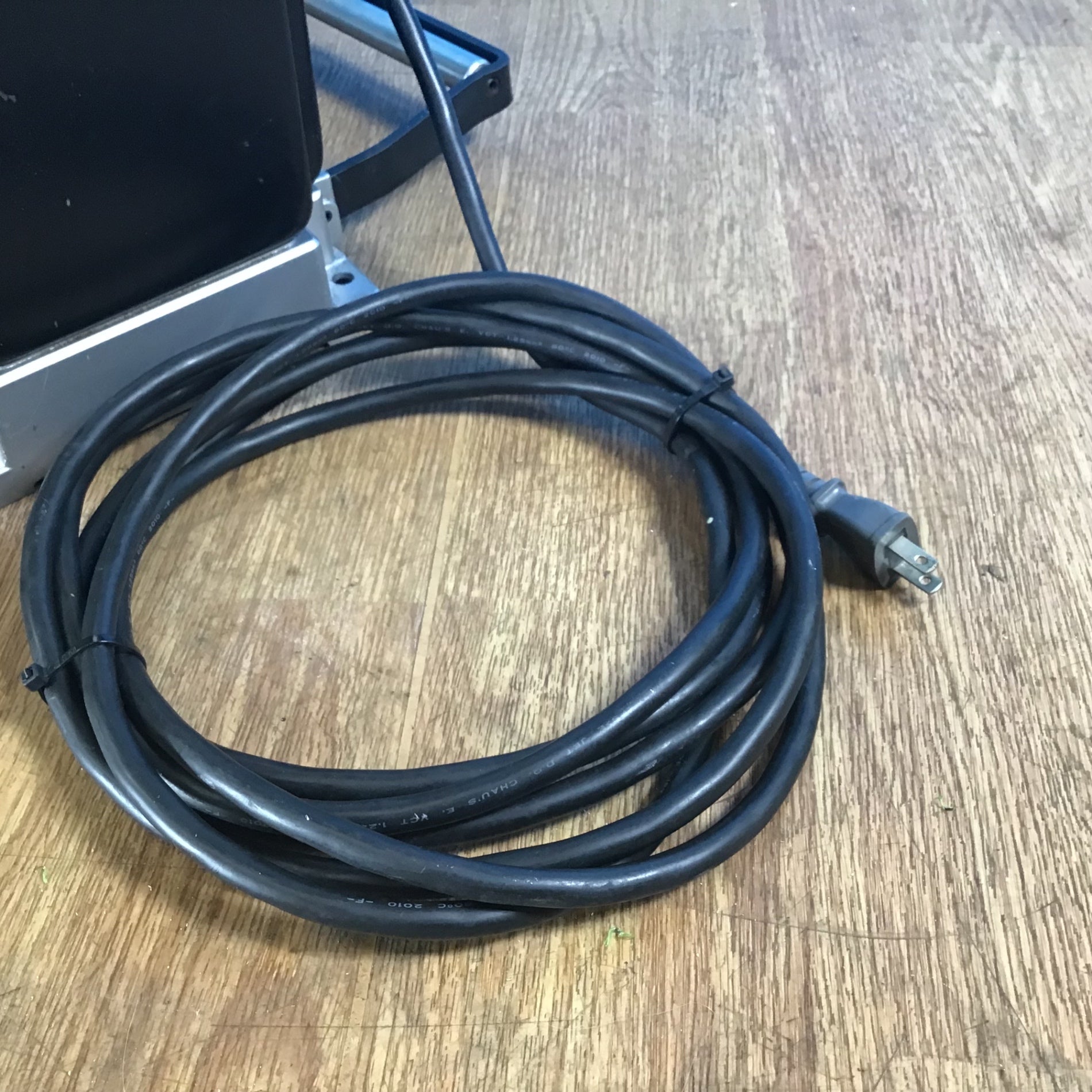 店頭受取り限定】○リョービ(RYOBI) 自動カンナ AP-10N【岩槻店