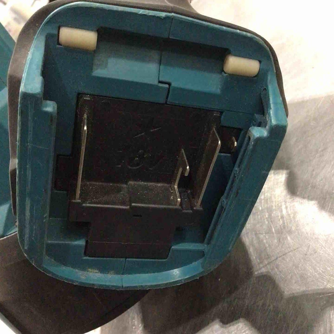 ★マキタ(makita) コードレスバンドソー PB181DZ【川口店】